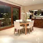 Double A Luxury Apartment